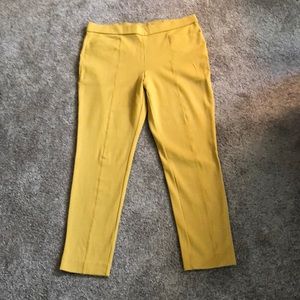 Anne Klein Mustard Pants